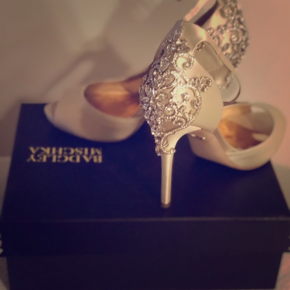 Badgley Mischka Womens Karson Pump